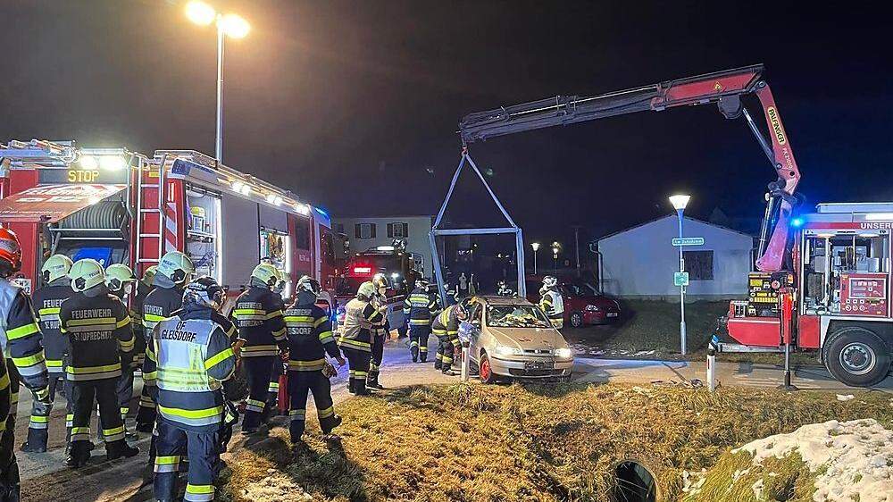 Zwei Feuerwehren standen am Unfallort im Einsatz
