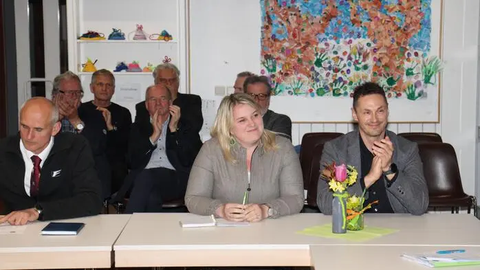 In der Aula der Volksschule Mooskirchen fand die 13. der insgesamt 15 konstituierenden Sitzungen im Bezirk Voitsberg statt. 
