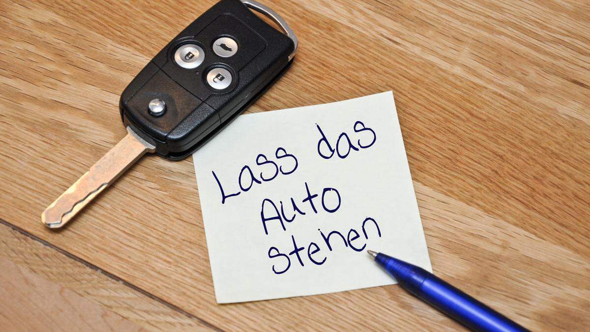 Nicht jeder und jede weiß, wann man das Auto besser stehen lassen sollte