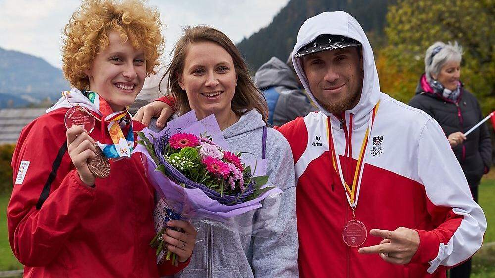 Anna Thurner mit Sina Müller und Vasi Iancu
