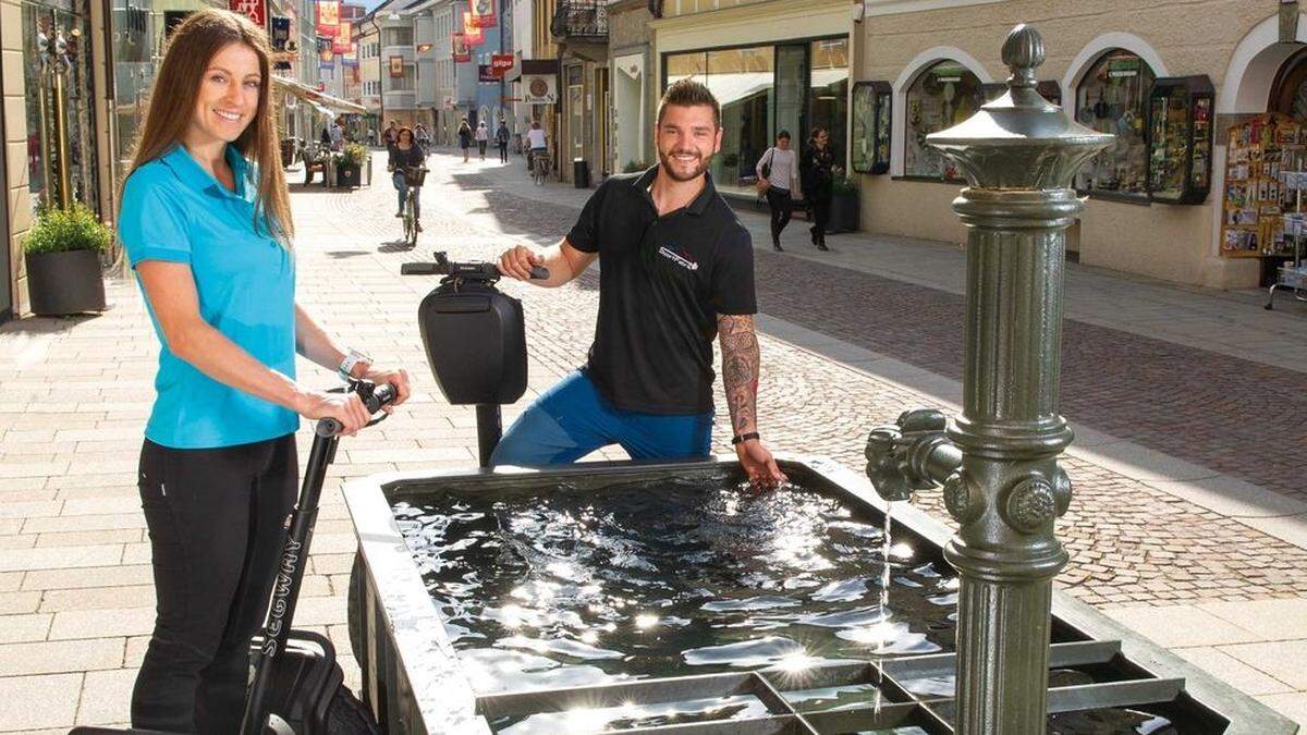 Der Trinkwasserbrunnen in der Rosengasse wird mittlerweile immer öfter als Wunschbrunnen genutzt