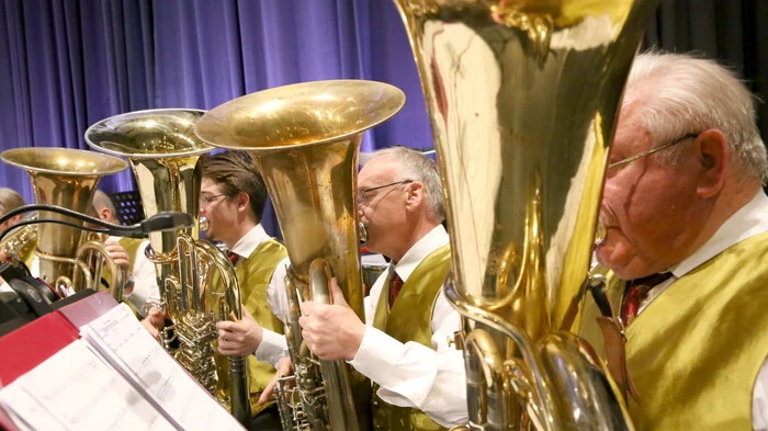Zum Konzert lud am Samstag der Eisenbahner-Musikverein (EMV) „Stadtkapelle“ St. Veit ... 