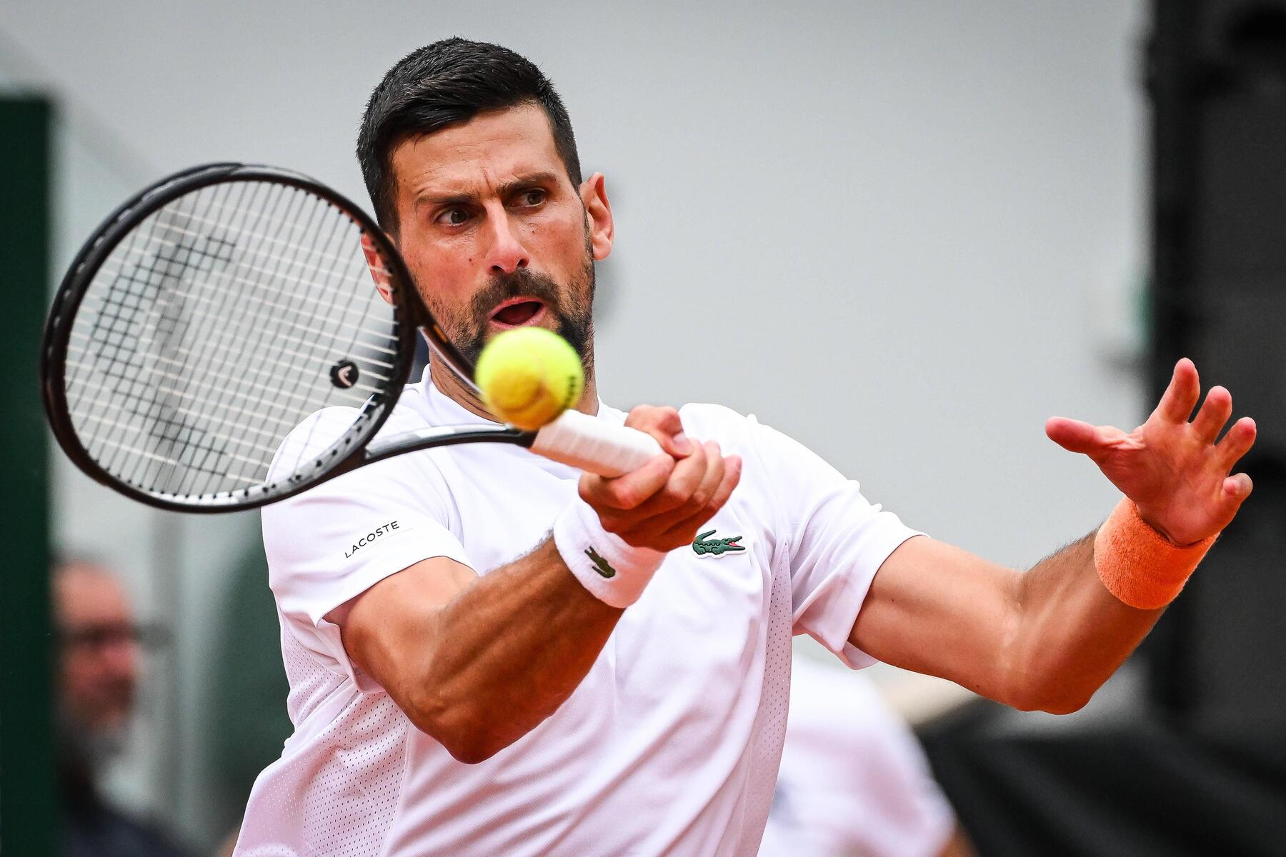 Tennis: Geburtstagskind Djokovic und die neue Realität