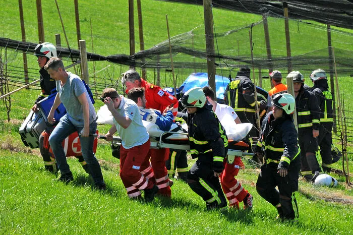 wurde zwar vorschriftsgemäß von den Einsatzkräften abtransportiert und zur Kontrolle ins Krankenhaus in Hartberg gebracht, aber er war beim dritten Wertungslauf schon wieder als Zuschauer an der Strecke.