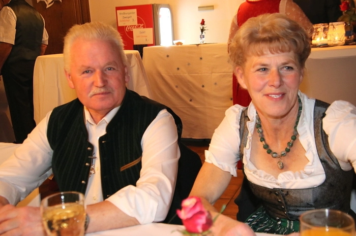 Unter den Klängen der "Schülcherleitn Musi" wurde bei bester Stimmung bis in die Morgenstunden getanzt.