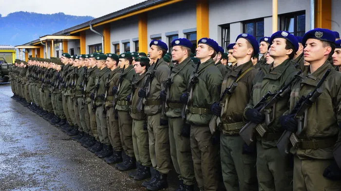 150 Soldaten wurden am 22. Dezember am Fliegerhorst Hinterstoisser feierlich angelobt.