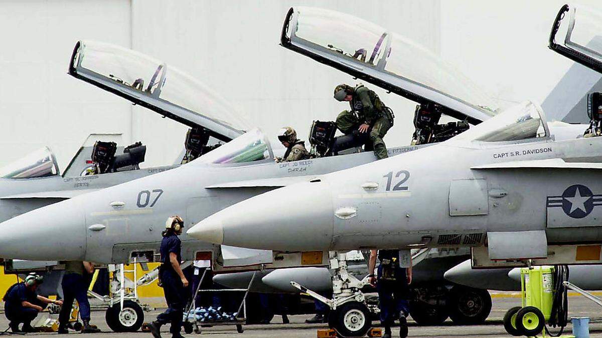 Die F-18 sind von einem Flugzeugträger im Mittelmeer gekommen (Archivbild)