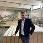 Kevin Garnitschnig hat als neuer Geschäftsführer des Traunkirchener Familienunternehmens am Produktionsstandort in St. Veit Heimvorteil