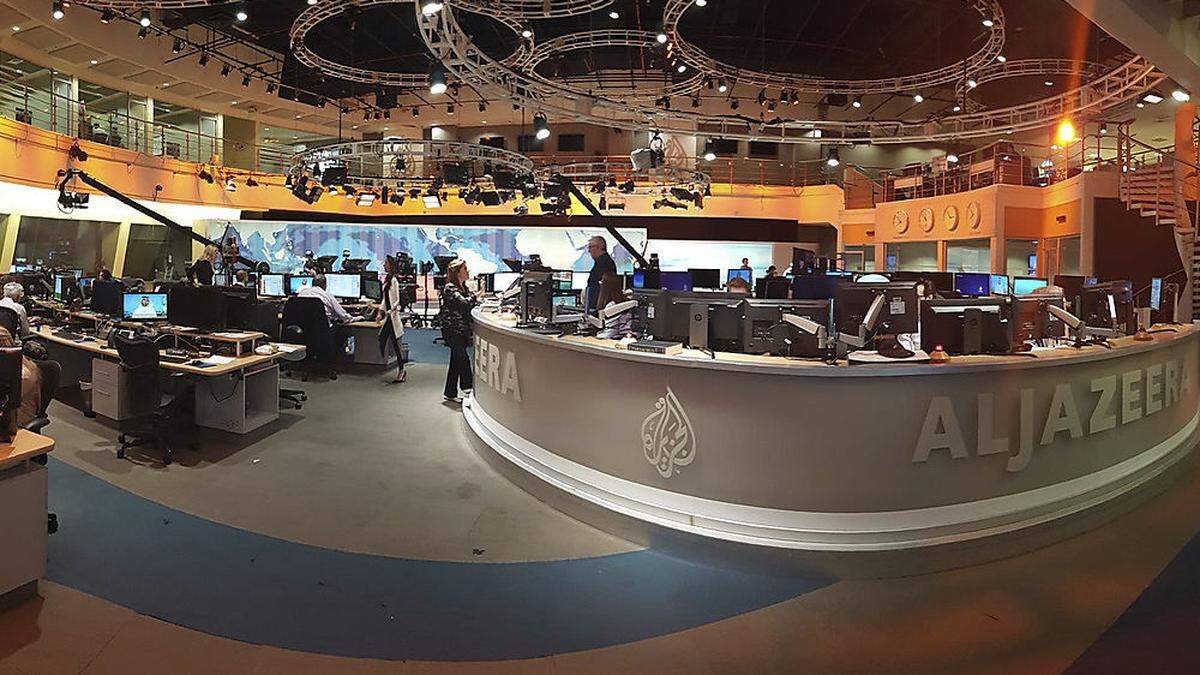 Ein Blick ins Studio von Al Jazeera am Sendersitz in Katars Hauptstadt Doha.