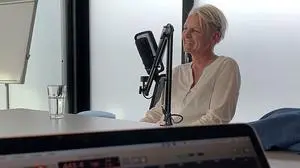 Lisa Rücker (bei Podcast-Aufnahme)  