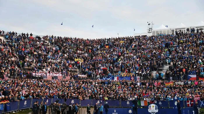 Verkleidungen und Emotionen - das ist der Ryder Cup pur.