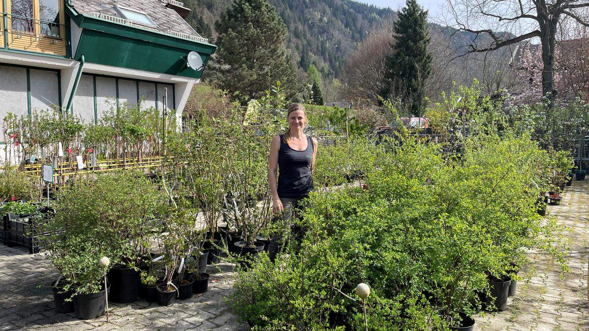 Signe Fischer-Teuffenbach führt die Baumschule Teuffenbach in vierter Generation