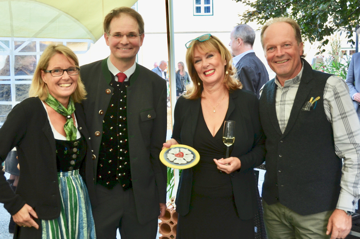 Zahlreiche Gäste stellten sich zur Feier der Jubiläen als Gratulanten ein.