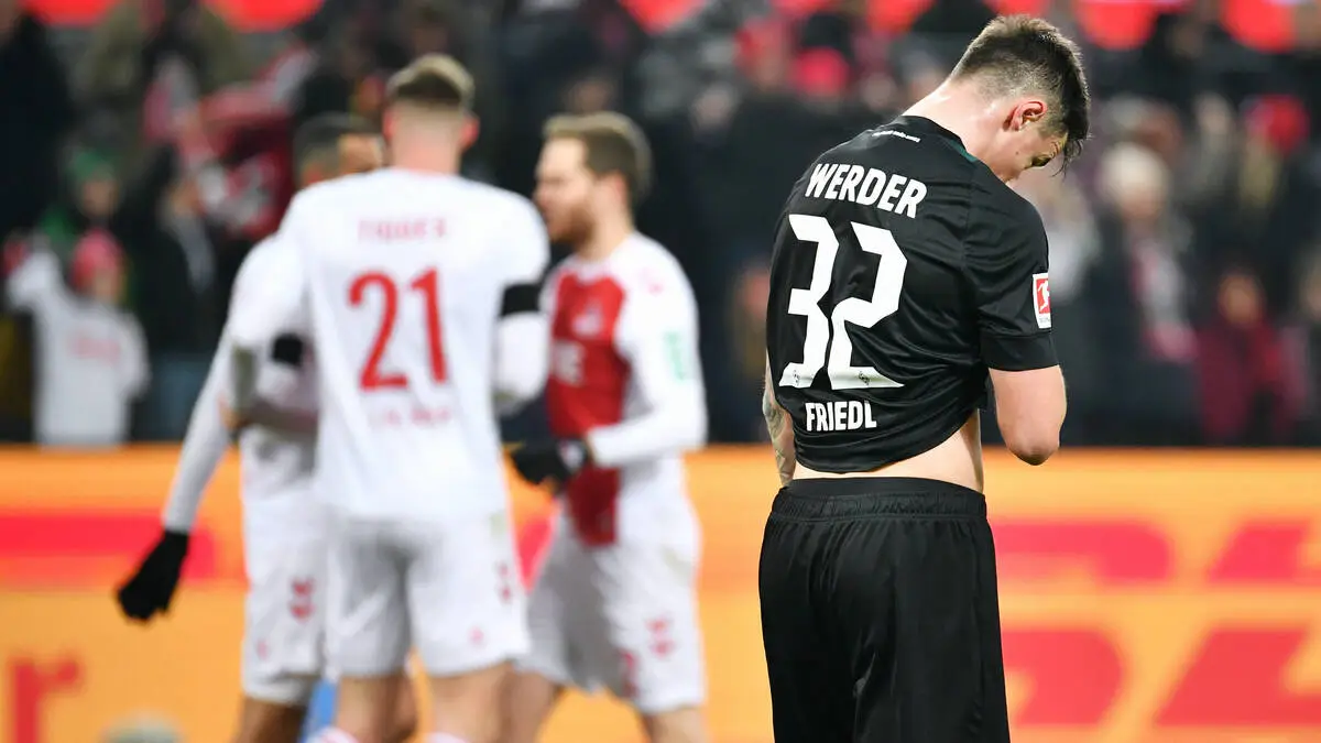 Ein Horror-Abend für Marco Friedl und Werder Bremen.