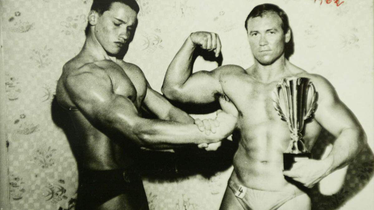 Arnold Schwarzenegger und sein Trainer Kurt Marnul 1962