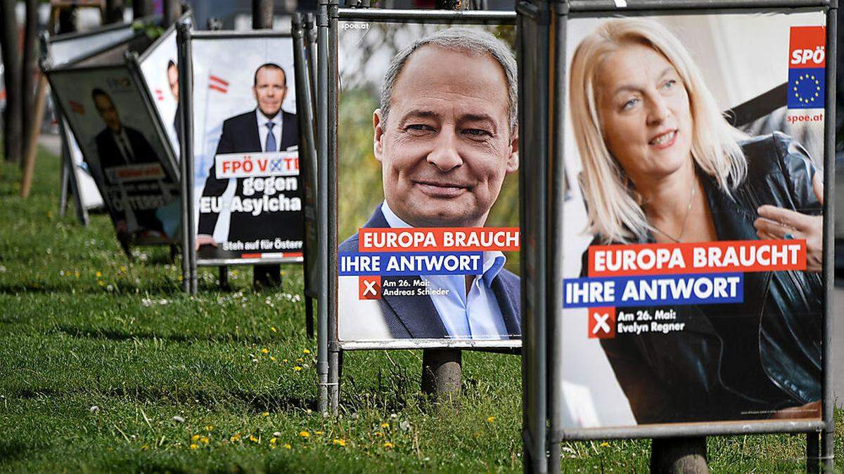 ++ THEMENBILD ++ EU-WAHL: WAHLPLAKATE