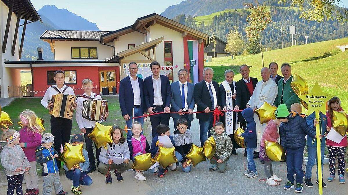 Die Eröffnung des neuen Kindergartens in St. Lorenzen im Lesachtal wurde im Herbst mit zahlreichen Ehrengästen gefeiert