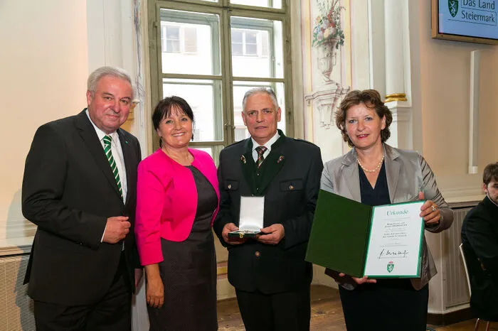 ... Johann Obermayer, Altbürgermeister von Kulm am Zirbitz ...
