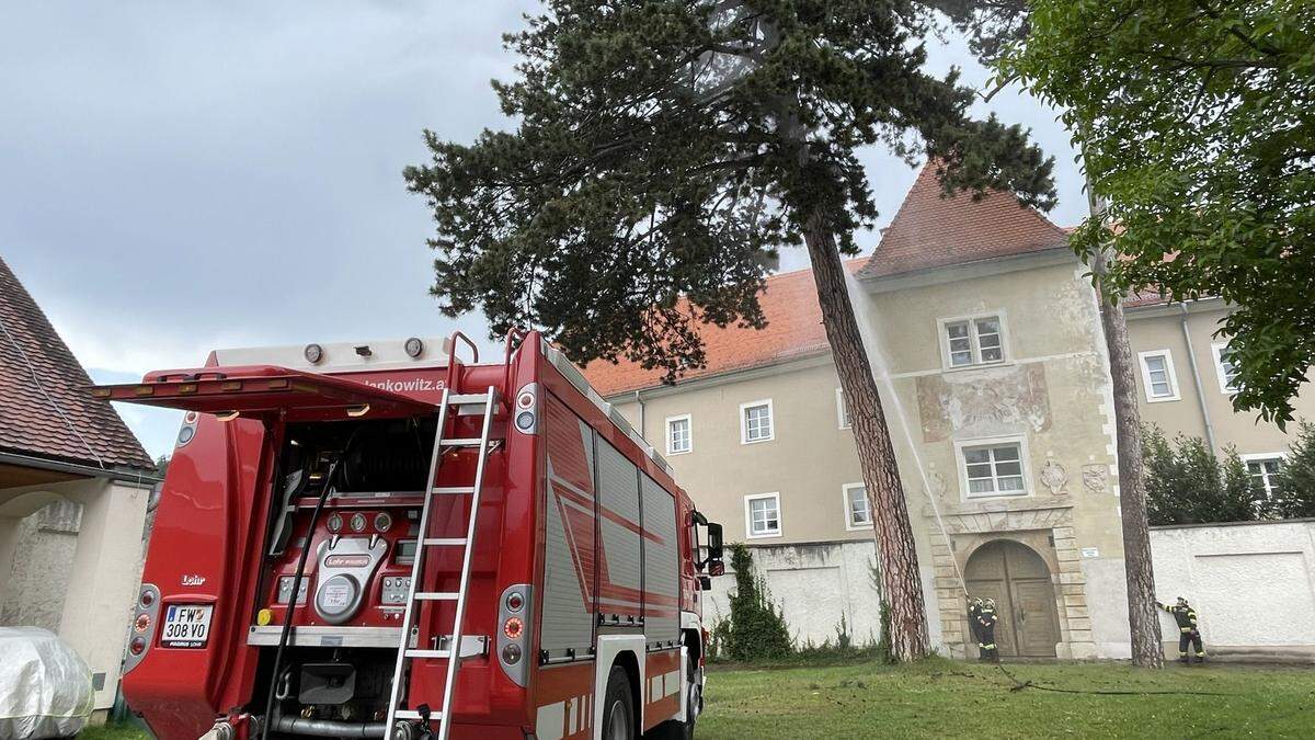 Blitzschlag in Lankowitz machte Einsatz erforderlich