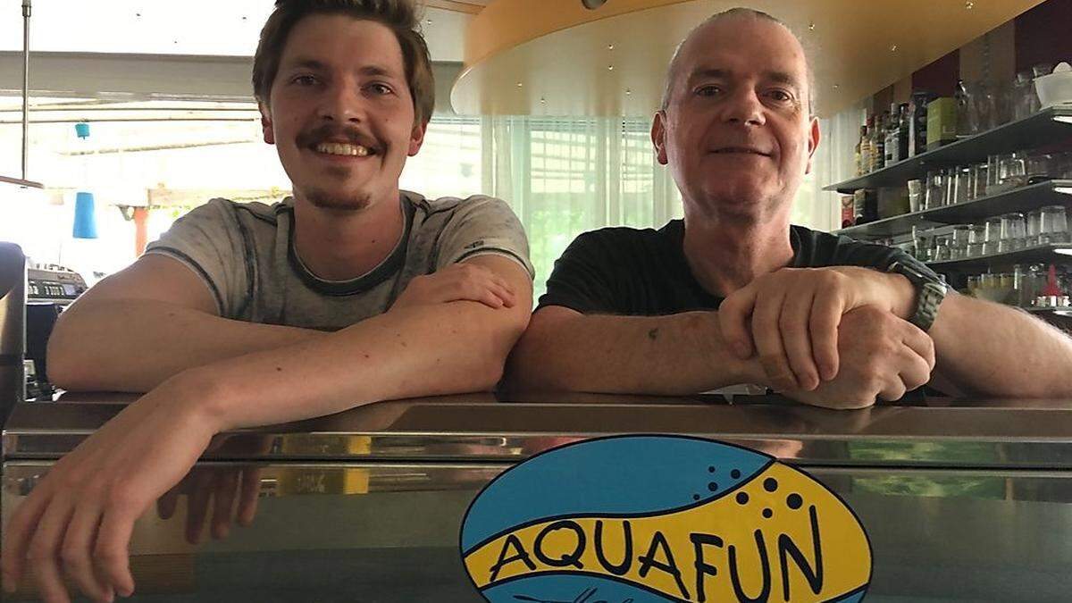 Julian Hecher und sein Vater Hannes Sinz sind für das Café „Aquafun“ im Stadionbad zuständig