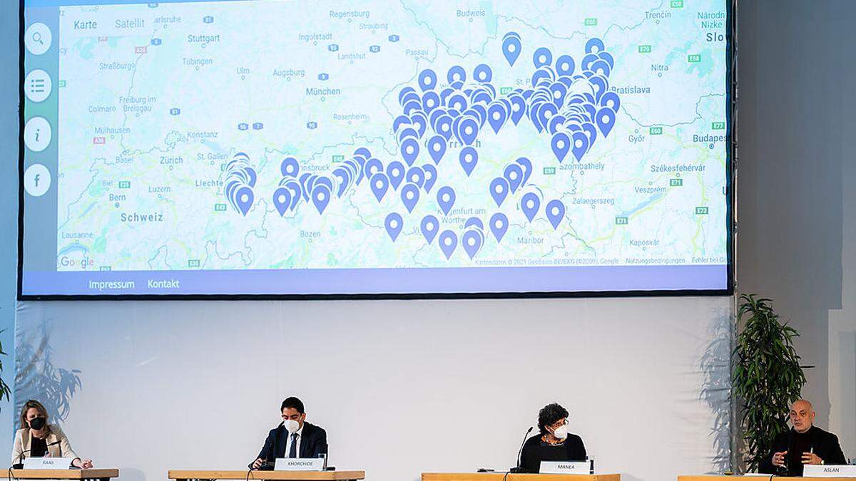 Die Präsentation der Islamlandkarte mit Ministerin Susanne Raab