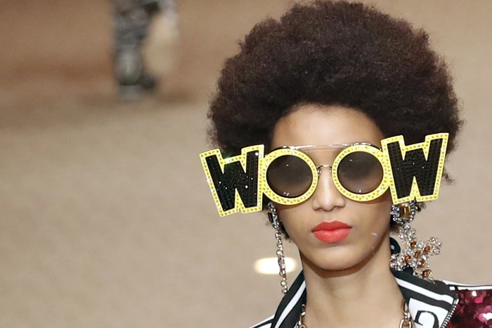Statement-Brillen. Ob "Woow" oder Cateye... Heuer gibt es auch bei den Accessoires einiges zu sehen. Im Bild: Dolce & Gabbana.