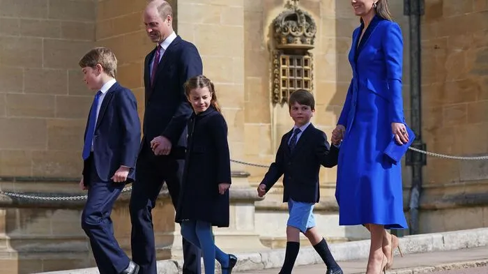 Prinz William, seine Frau Katherine und die gemeinsamen Kinder George, Charlotte und Louis