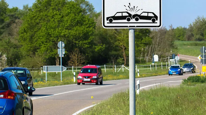 Abstand halten ist wichtig, ganz egal, wer bremst