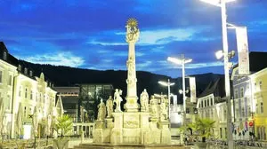 Mediterranes Flair in der Hochsteiermark. Der Leobener Hauptplatz als beeindruckendes Zentrum einer gefragten Region