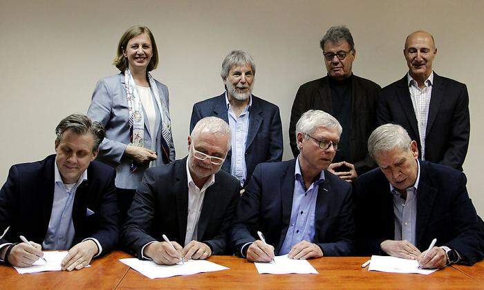 Kooperationsvertrag unterzeichnet: Vertreter der steirischen Delegation  und der israelischen Shizim-Gruppe