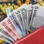 Sloweniens Regierung will Teuerung bei Lebensmitteln mit Überwachung stoppen