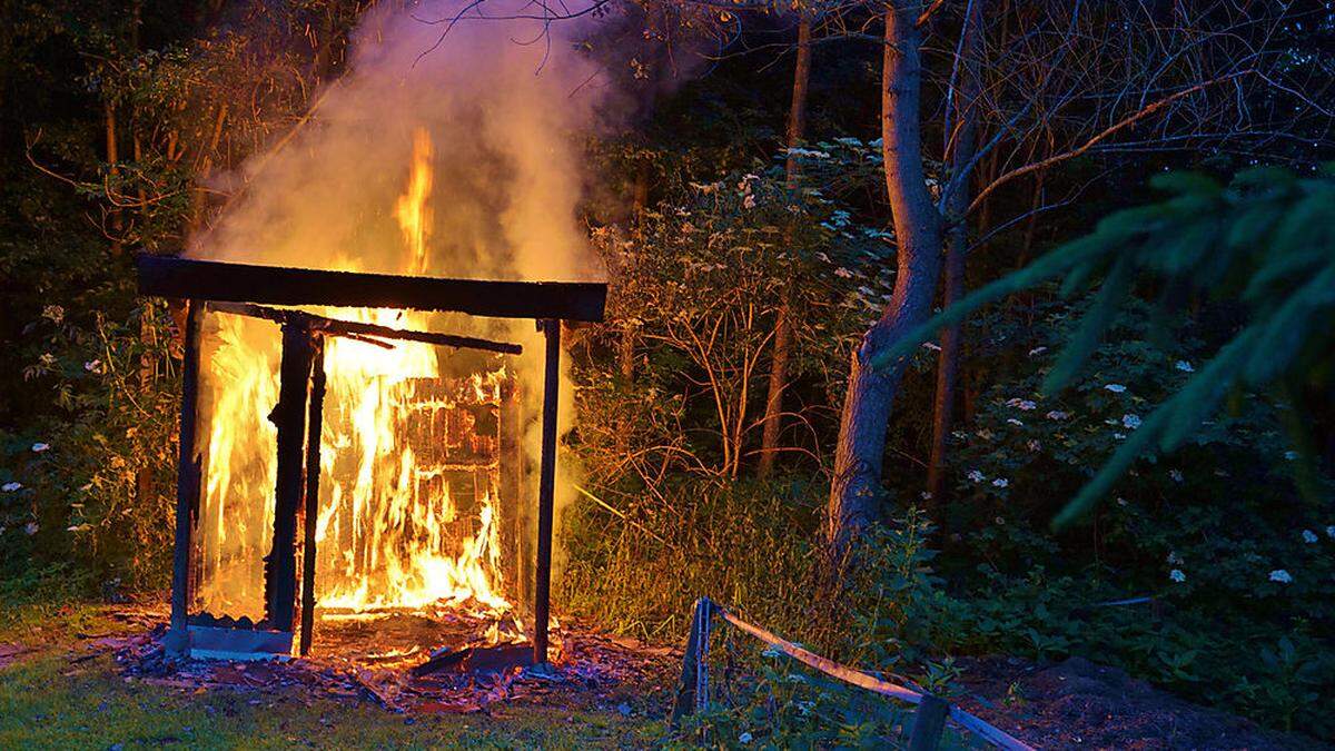 Die Fischerhütte brannte komplett nieder