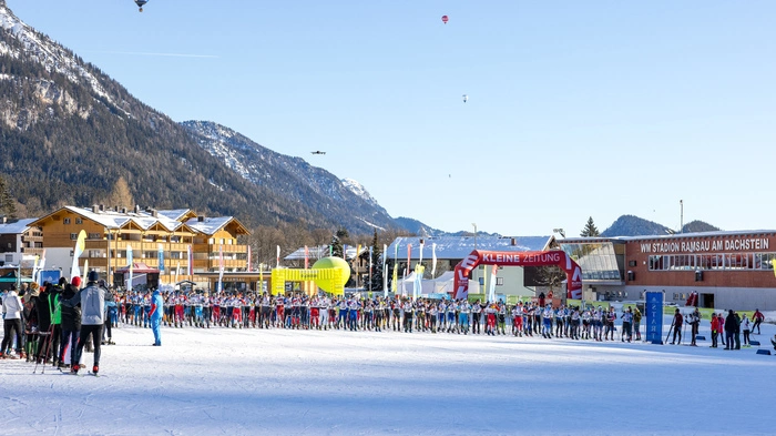 Knapp 250 Teilnehmer nahmen die 42 Kilometer in der Skating-Technik in Angriff