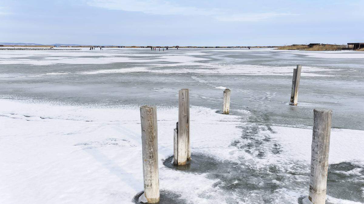 Der Neusiedlersee ist noch nicht zum Eislaufen freigegeben 