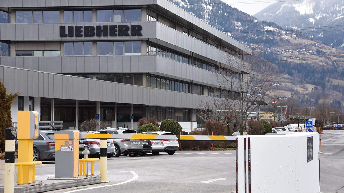 Liebherr Lienz ist im Ranking der 500 Tiroler Top-Unternehmen umsatzstärkster Betrieb in Osttirol 