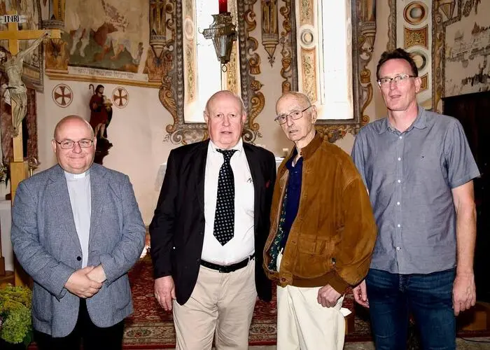 Pfarrer Bernhard Grabowski, Stefaan Missinne, Peter Ebner und Bürgermeister Christian Müller