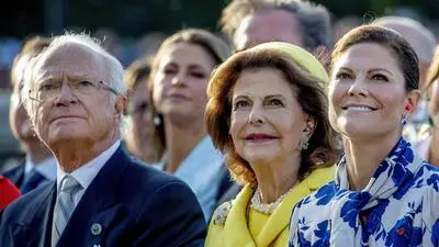 Kronprinzessin Victoria mit Mama Silvia und Papa König Carl Gustav | Kronprinzessin Victoria rührt mit Worten über Mama Silvia