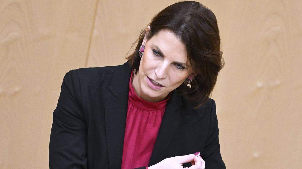 Europaministerin Karoline Edtstadler (ÖVP) lässt mit einem sehr ungewöhnlichen Vorschlag aufhorchen