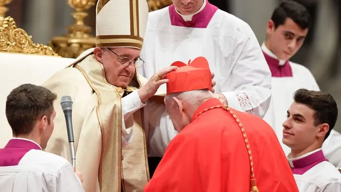 Papst Franziskus hat ein arbeitsreiches Wochenende. Am Samstag ist ein Konsistorium zur Ernennung von 17 neuen Kardinälen einberufen.