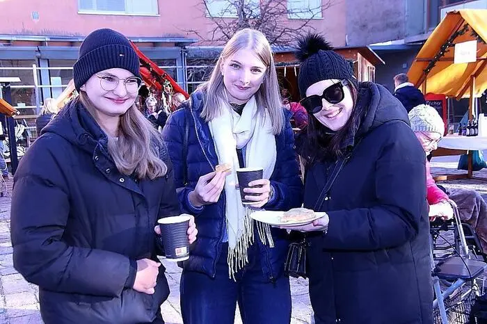 Viel Spaß mit den Fotos vom Bärnbacher Adventmarkt.