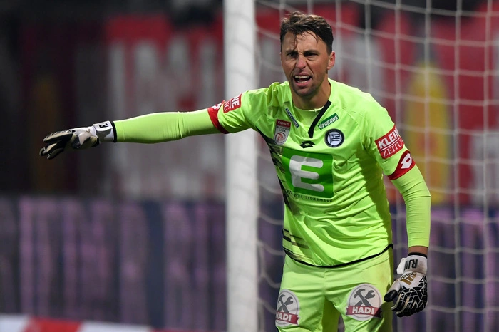 Christian Gratzei: Sehr gut Wenige trauten dem Tormann mit den besten Werten der Liga zu, so aufzublühen. Ein Garant, dass Sturm mit 17 die zweitwenigsten Gegentore aller Teams kassierte. In Zahlen:20 Spiele, 1800 Minuten.