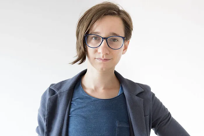 Für werdende Eltern gibt es kein schlimmeres Ereignis, als ihr Kind zu verlieren. Die Fotografin Anna Lisa Kiesel sorgt ehrenamtlich dafür ein, dass Menschen nach so einem Verlust zumindest ein Foto als Andenken bleibt. Hier geht es zur Abstimmung. Nur noch bis 31. Dezember! 