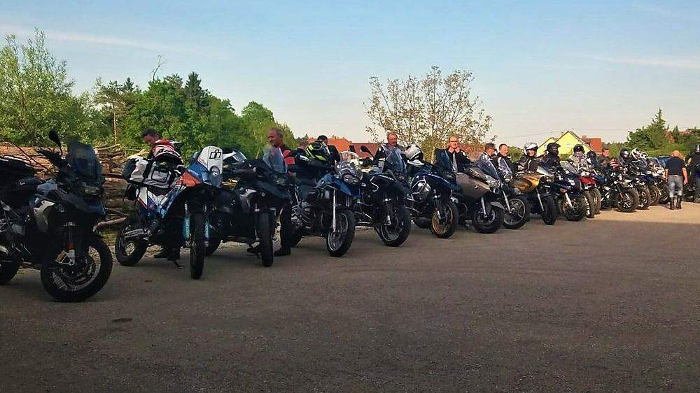 Mitglieder des Mooskirchener Motorradclubs Motozont im Jahr 2020