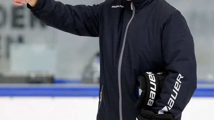 Trainer Doug Mason