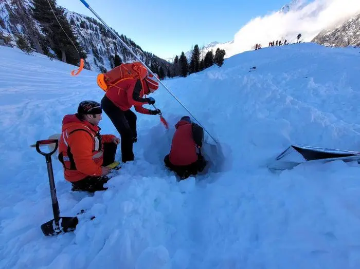 Das Freilegen einer verschütteten Person wurde „trainiert“