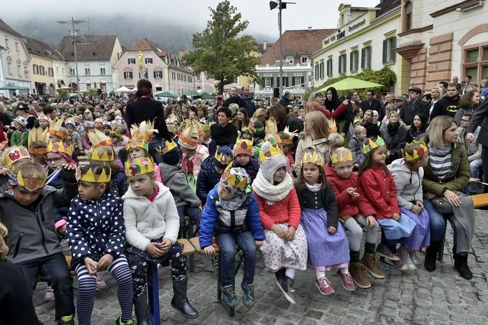 "Wir feiern heute ein Fest" war das Motto der Festmesse, die von den Kindern der Kindergärten, der Volksschulen und der Lehrscharjugend mitgestaltet wurde