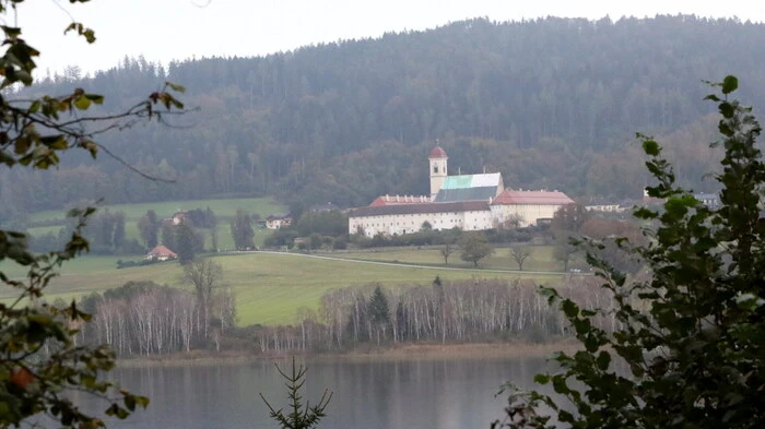 Die Stiftskirche in St. Georgen am Längsee stand am Freitag im Mittelpunkt eines außergewöhnlichen Konzertabends.