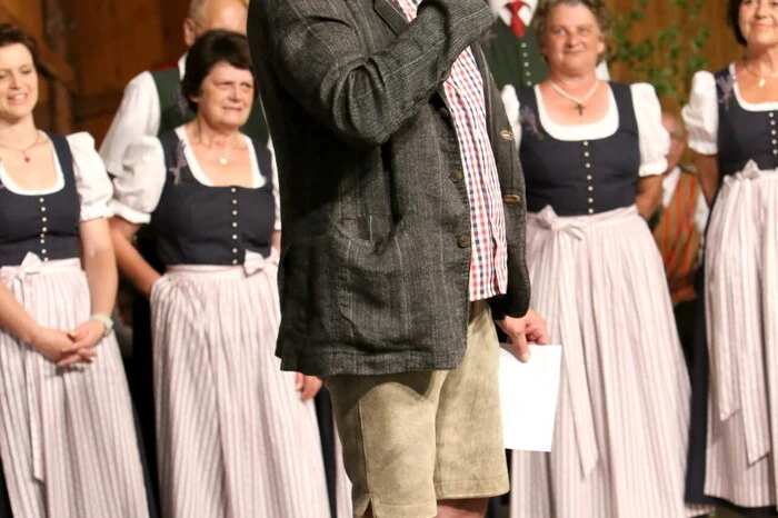 Durch das abwechslungsreiche Programm führte Karl Pugganig (unser Foto).