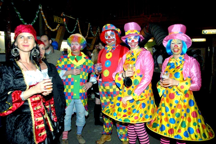 Klicken Sie sich durch den Fasching!