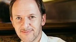 Christian Hölbling ist Künstler, Kabarettist und schreibt regelmäßig in der Kleinen Zeitung